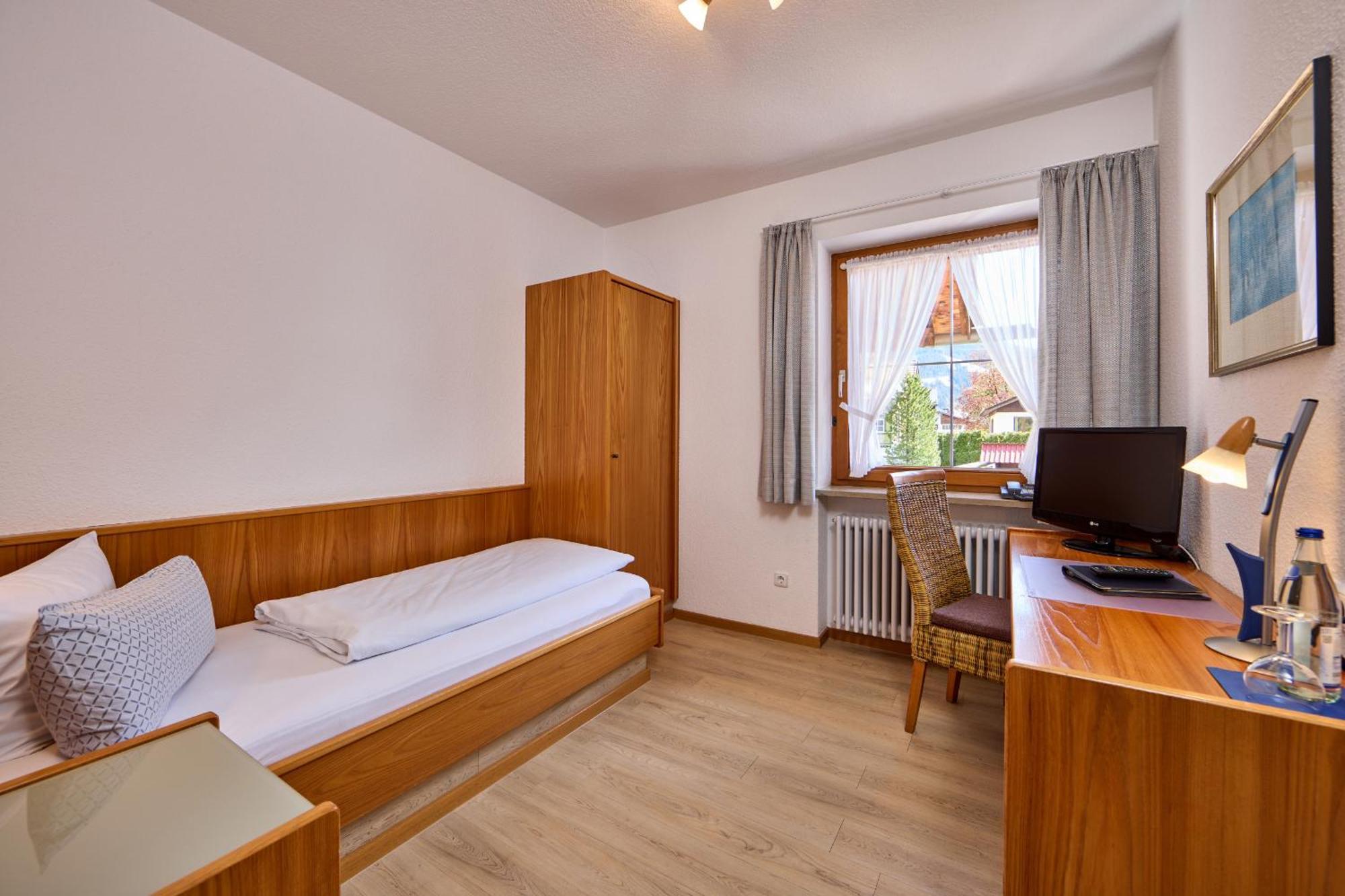 Hotel Antonia Oberammergau Buitenkant foto