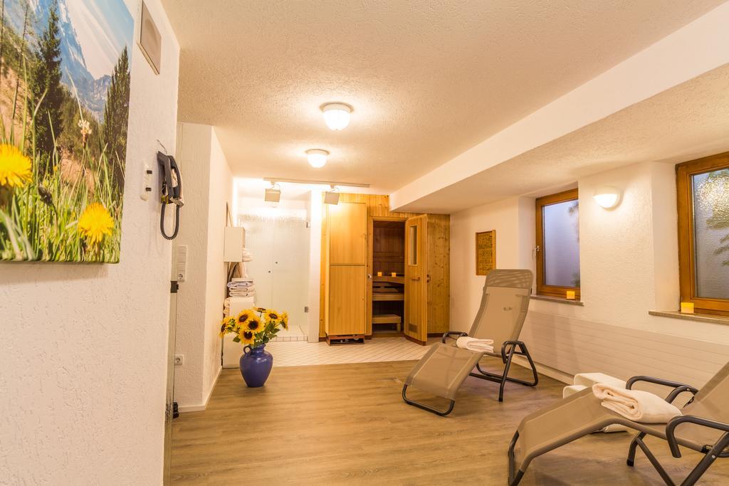 Hotel Antonia Oberammergau Buitenkant foto